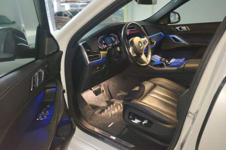 Used BMW X6 2021 Restyled xDrive40i Luxury Version M Sport Package Driver Seat