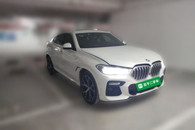 Used BMW X6 2021 Restyled xDrive40i Luxury Version M Sport Package Front Right 45 Deg
