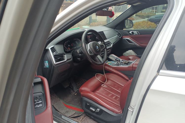 Used BMW X6 2021 xDrive30i M Sport Package Left Front Seat
