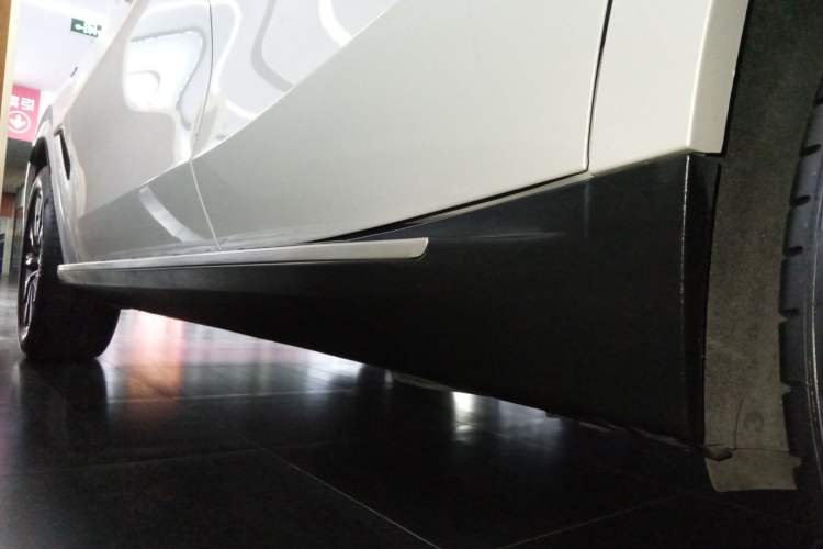 Used BMW X6 2021 xDrive30i M Sport Package Left Side Sill