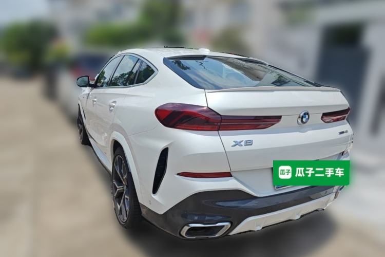 Used BMW X6 2021 xDrive40i Luxury Model with M Sport Package Rear Left 45 Deg
