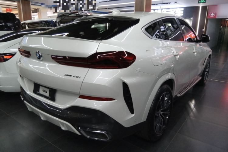 Used BMW X6 2021 xDrive30i M Sport Package Rear Right 45 Deg