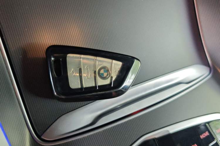 Used BMW X6 2021 xDrive30i M Sport Package Vehicle Key