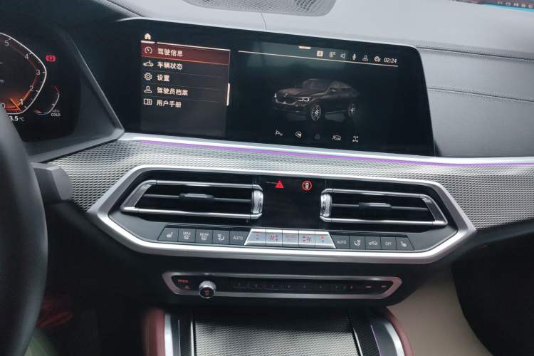 Used BMW X6 2022 xDrive40i M Sport Package Audio And AC Panel
