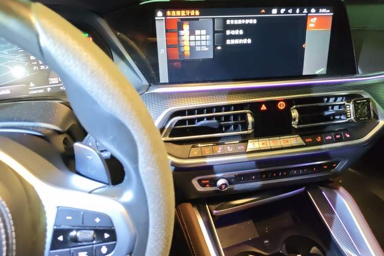 Used BMW X6 2022 Restyled xDrive40i M Sport Package Audio And AC Panel
