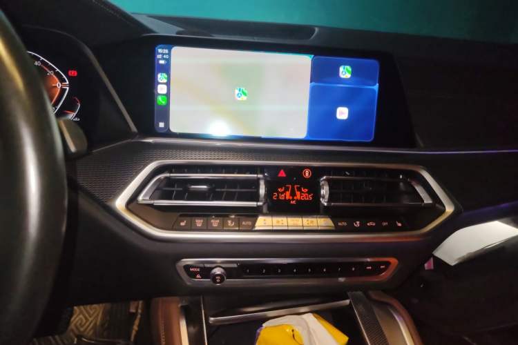 Used BMW X6 2022 Restyled xDrive40i M Sport Package Audio And AC Panel