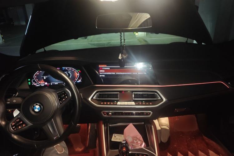 Used BMW X6 2022 Second Facelift xDrive40i Luxury Version M Sport Package Center Console