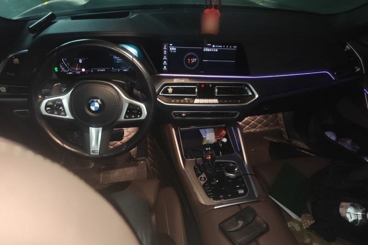 Used BMW X6 2022 Second Facelift xDrive40i Luxury Version M Sport Package Center Console