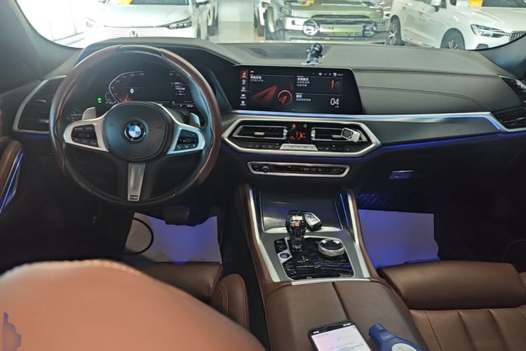 Used BMW X6 2022 Restyled xDrive30i M Sport Package Center Console