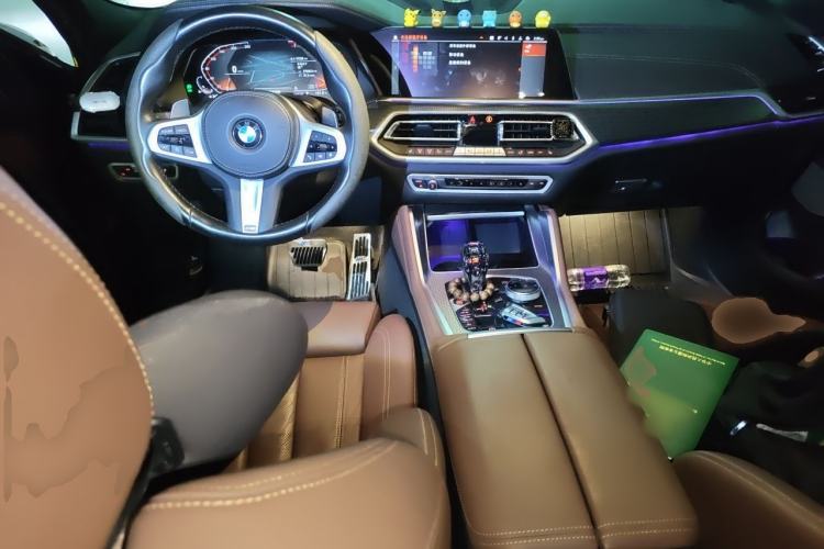 Used BMW X6 2022 Restyled xDrive40i M Sport Package Center Console