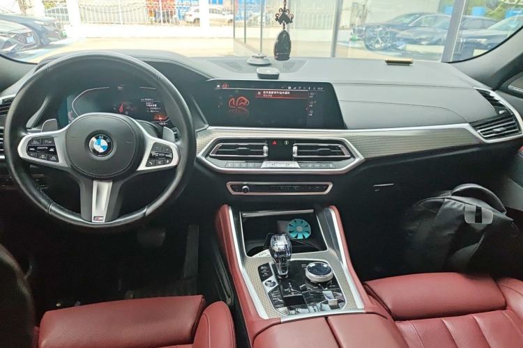 Used BMW X6 2022 Facelift xDrive40i Luxury Edition M Sport Package Center Console