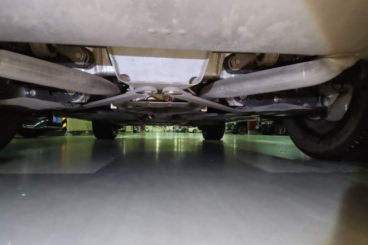 Used BMW X6 2022 Restyled xDrive40i M Sport Package Chassis Rear