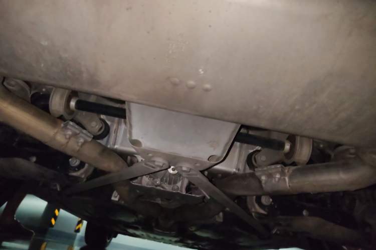 Used BMW X6 2022 Restyled xDrive40i M Sport Package Chassis Rear