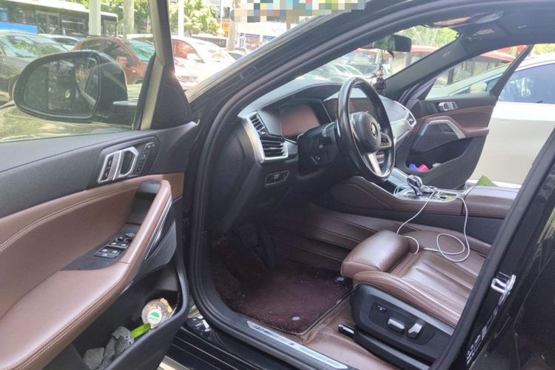 Used BMW X6 2022 xDrive30i M Sport Package Driver Seat