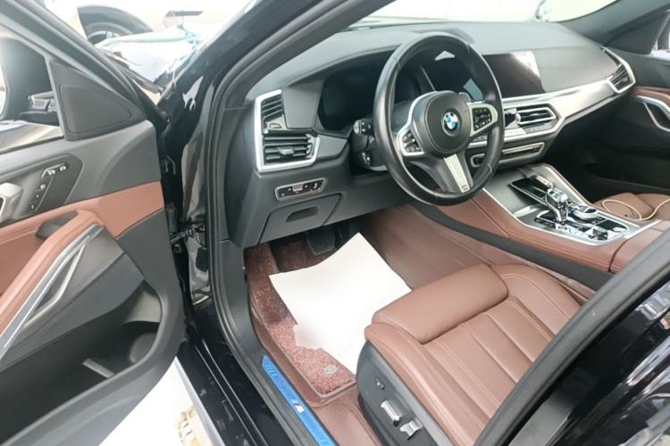 Used BMW X6 2022 Restyled xDrive30i M Sport Package Driver Seat