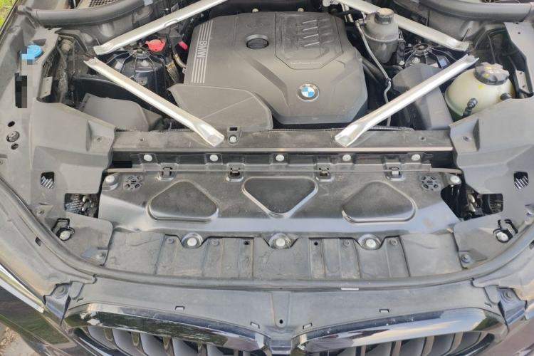 Used BMW X6 2022 Restyled xDrive30i M Sport Package Engine Bay