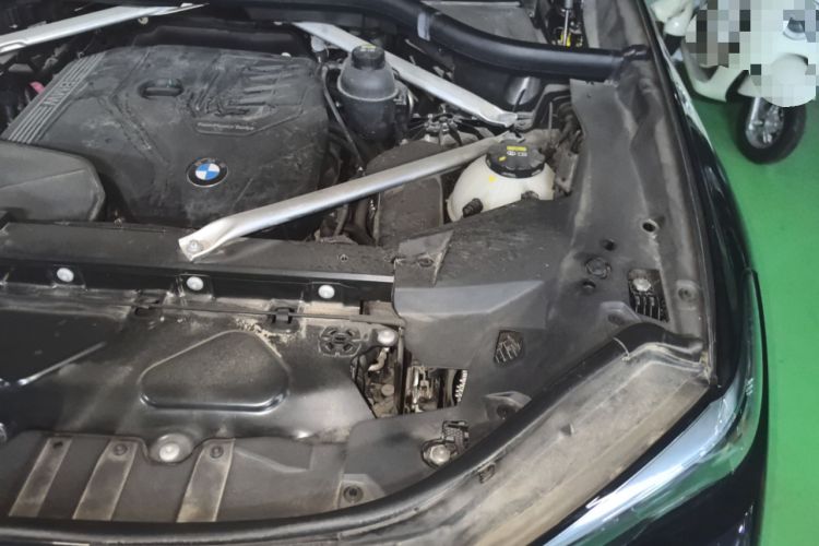Used BMW X6 2022 Restyled xDrive30i M Sport Package Engine Bay Left