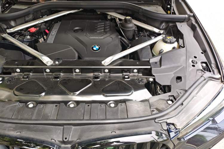 Used BMW X6 2022 Restyled xDrive30i M Sport Package Engine Bay Left