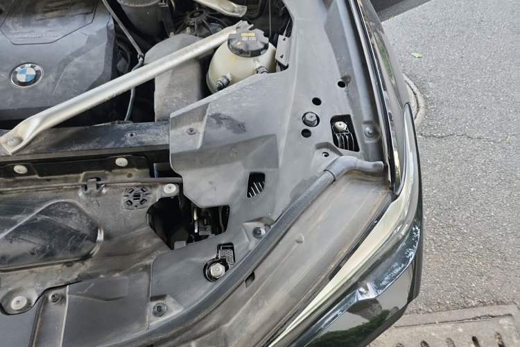 Used BMW X6 2022 Restyled xDrive30i M Sport Package Engine Bay Left