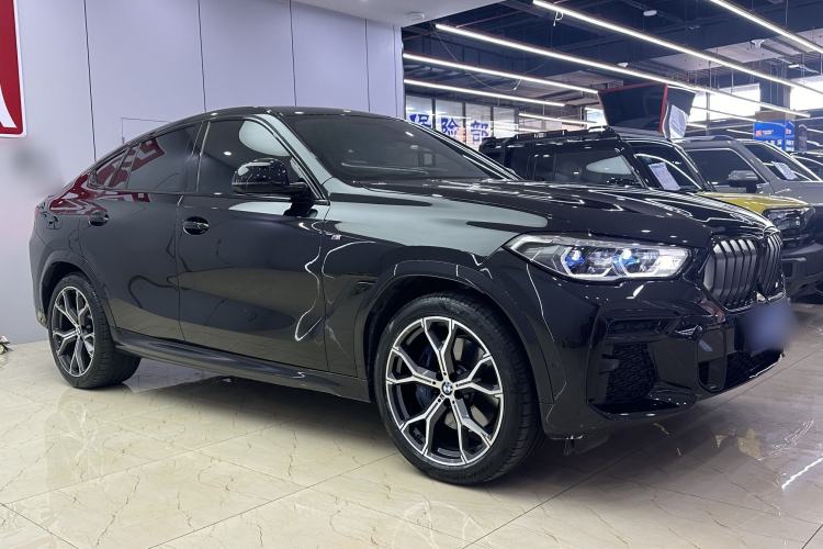 Used BMW X6 2022 Second Facelift xDrive40i M Sport Package Exterior 2