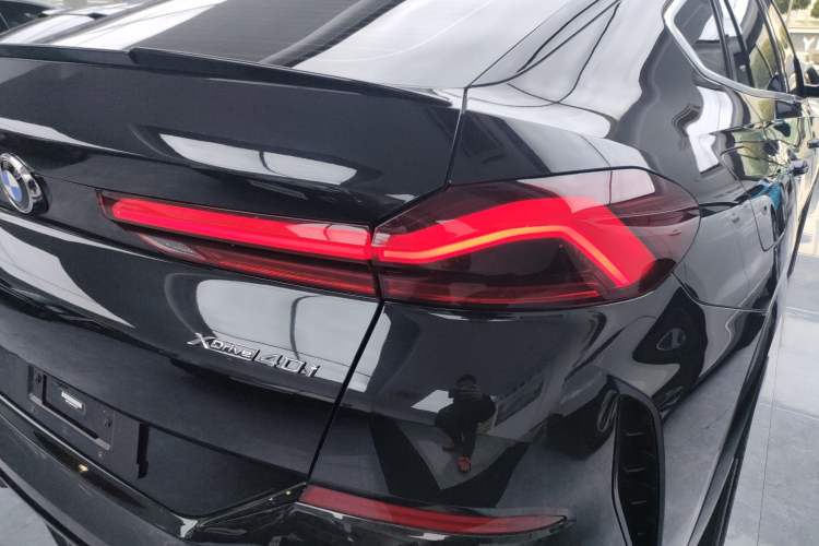 Used BMW X6 2022 xDrive40i M Sport Package Exterior 3