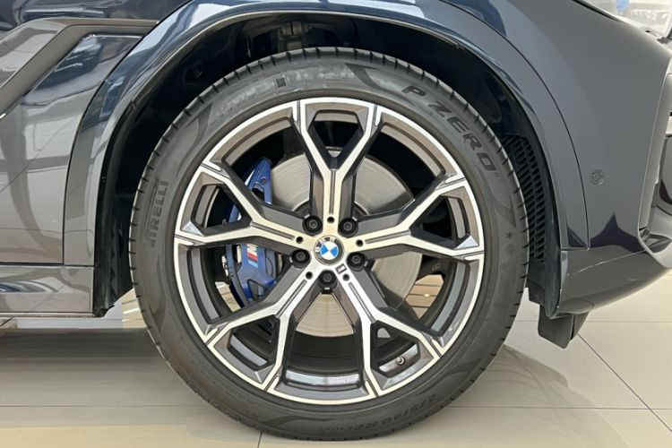 Used BMW X6 2022 xDrive40i Luxury Edition M Sport Package Exterior 3