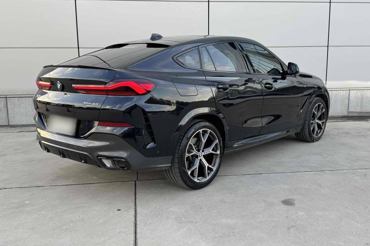 Used BMW X6 2022 Second Facelift xDrive40i M Sport Package Exterior 4