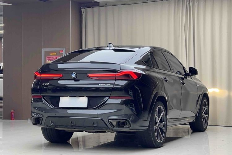 Used BMW X6 2022 Second Facelift xDrive40i M Sport Package Exterior 4