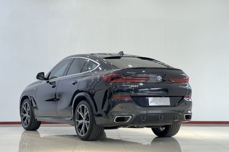 Used BMW X6 2022 xDrive40i Luxury Edition M Sport Package Exterior 4