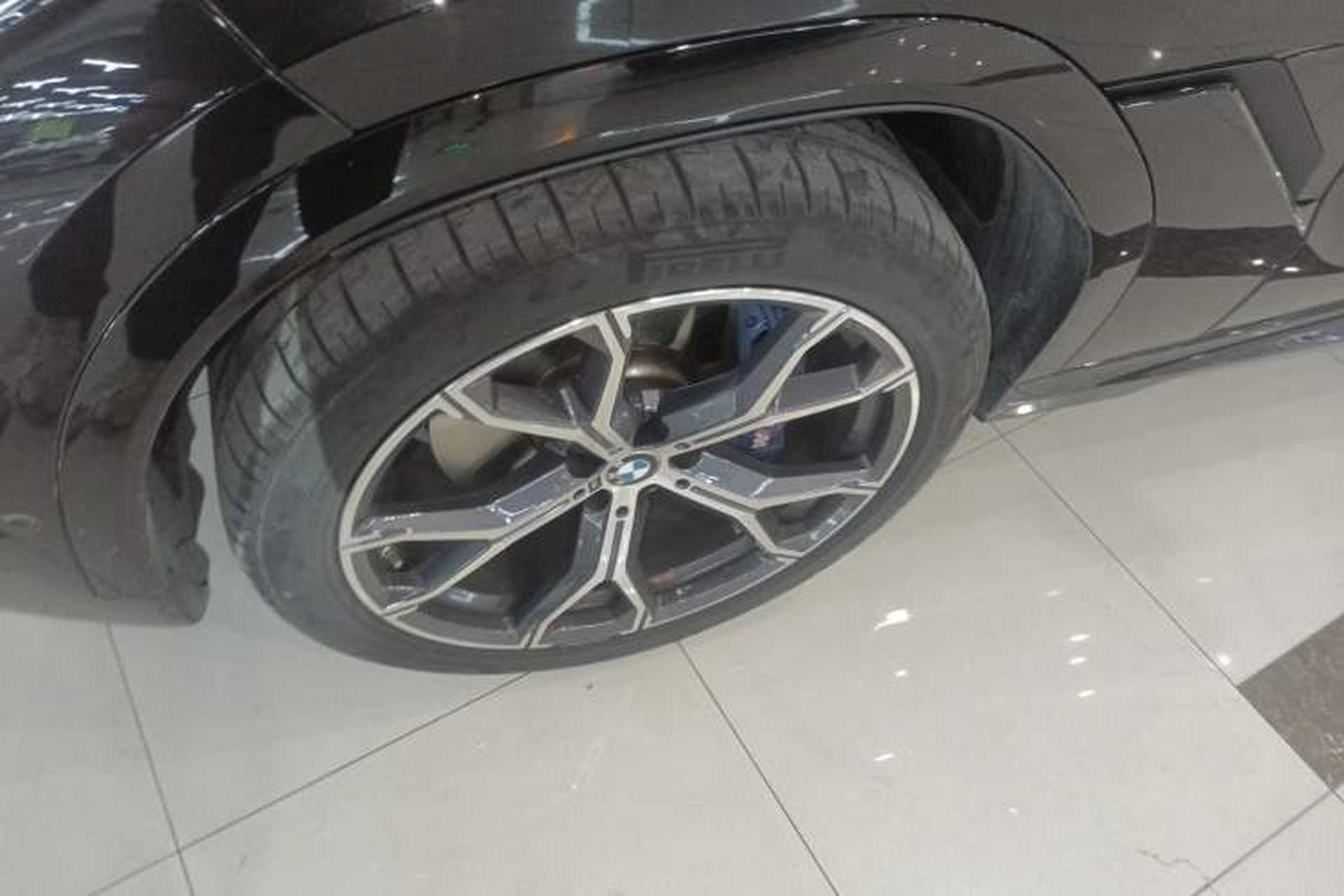 Used BMW X6 2022 Second Facelift xDrive40i M Sport Package Exterior 4