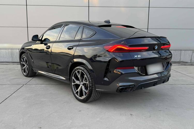 Used BMW X6 2022 Second Facelift xDrive40i M Sport Package Exterior 5