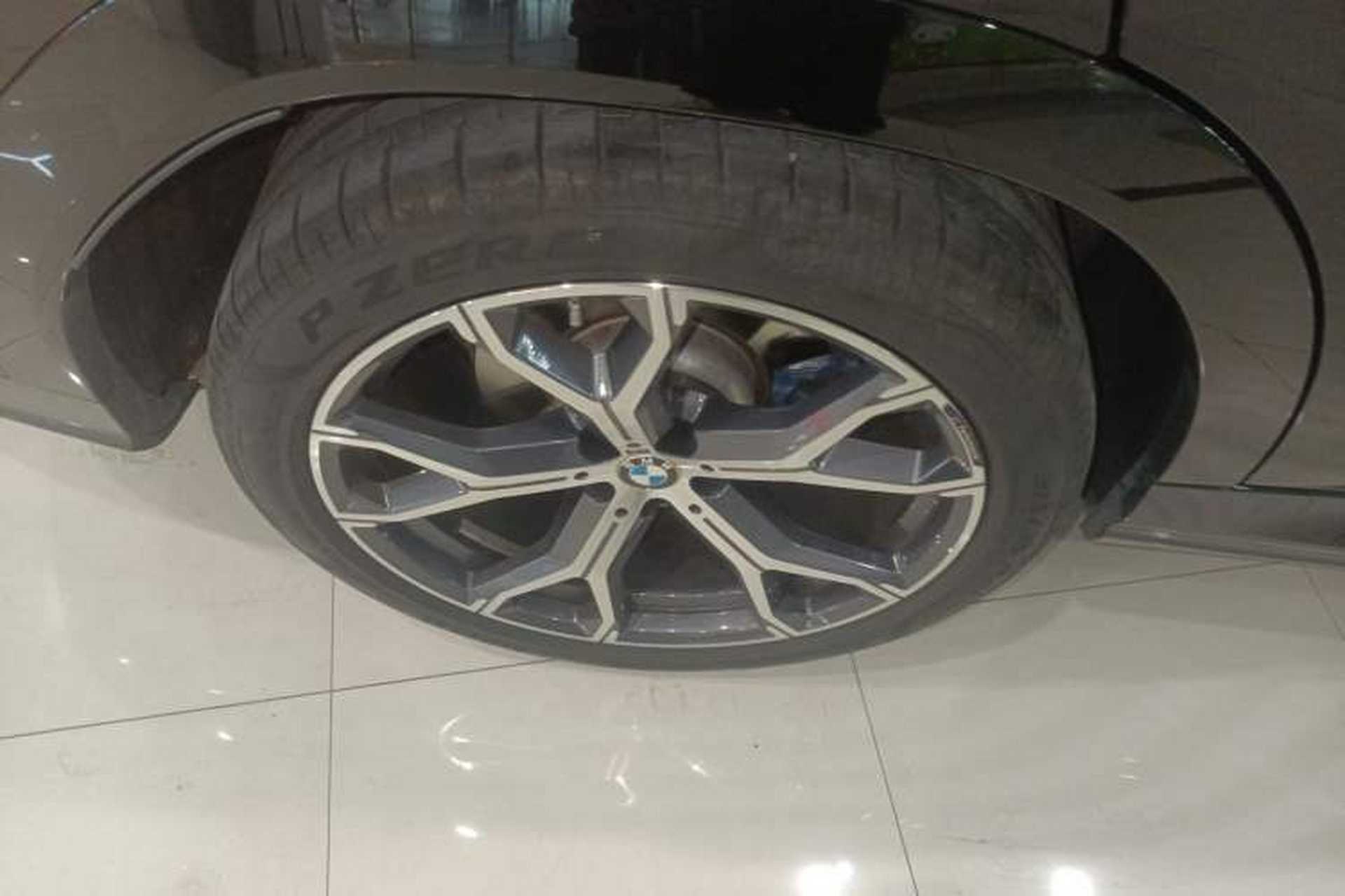 Used BMW X6 2022 Second Facelift xDrive40i M Sport Package Exterior 5