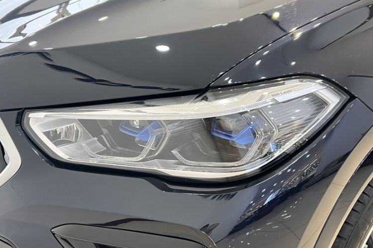 Used BMW X6 2022 xDrive40i Luxury Edition M Sport Package Exterior 7