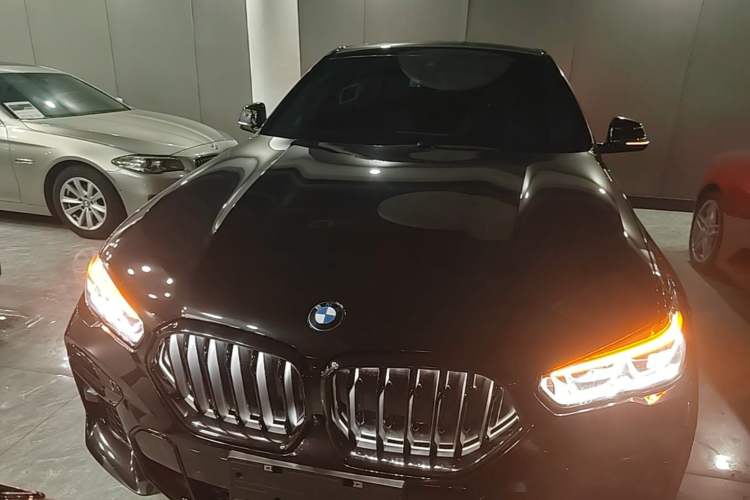 Used BMW X6 2022 Restyled xDrive40i M Sport Package Front