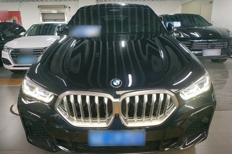 Used BMW X6 2022 xDrive40i Luxury Edition M Sport Package Front