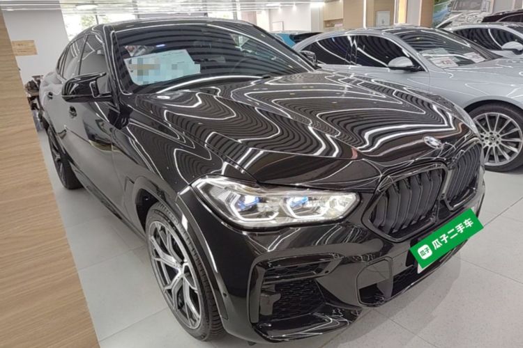 Used BMW X6 2022 Second Facelift xDrive40i M Sport Package Front Right 45 Deg