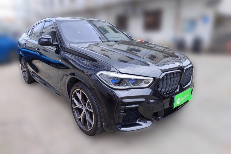 Used BMW X6 2022 Second Facelift xDrive40i M Sport Package Front Right 45 Deg