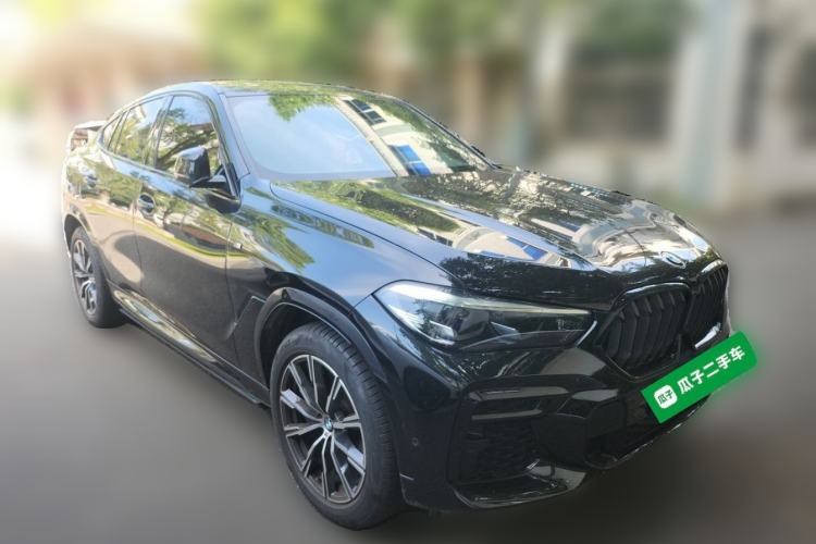 Used BMW X6 2022 Restyled xDrive30i M Sport Package Front Right 45 Deg