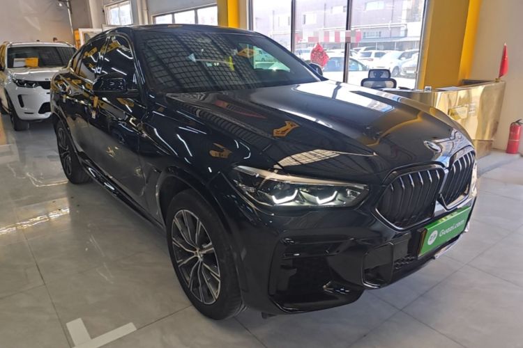 Used BMW X6 2022 Restyled xDrive30i M Sport Package Front Right 45 Deg