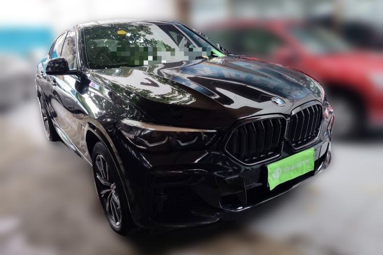 Used BMW X6 2022 Restyled xDrive30i M Sport Package Front Right 45 Deg