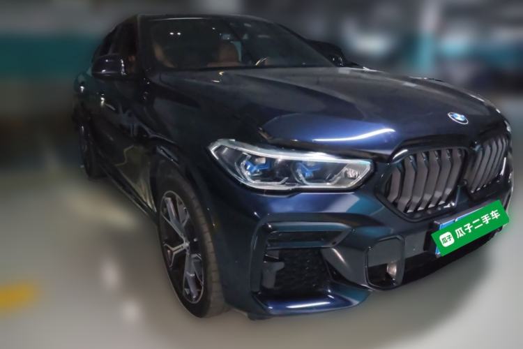 Used BMW X6 2022 Restyled xDrive40i M Sport Package Front Right 45 Deg
