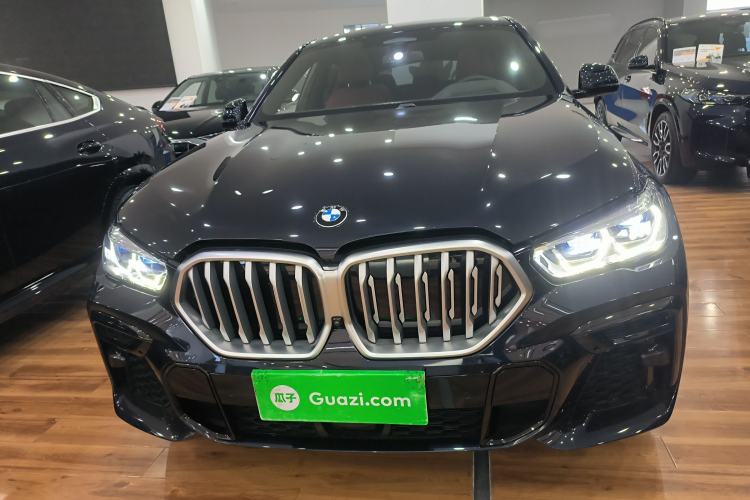 Used BMW X6 2022 xDrive40i Luxury Edition M Sport Package Front