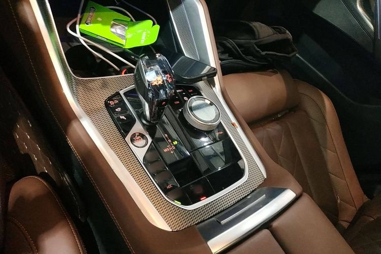Used BMW X6 2022 Second Facelift xDrive40i M Sport Package Gear Lever
