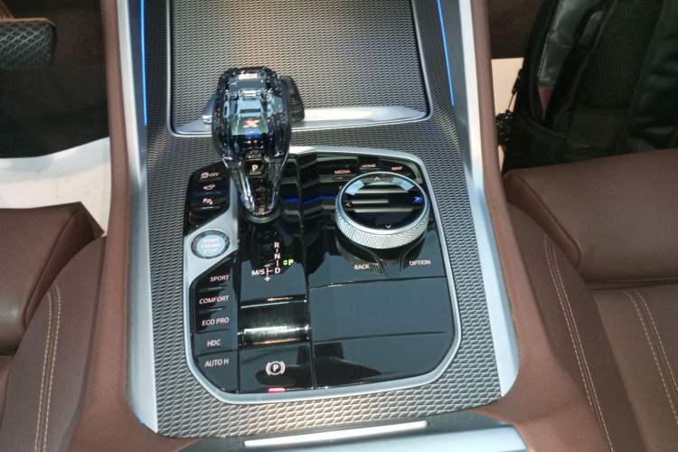 Used BMW X6 2022 Restyled xDrive40i M Sport Package Gear Lever