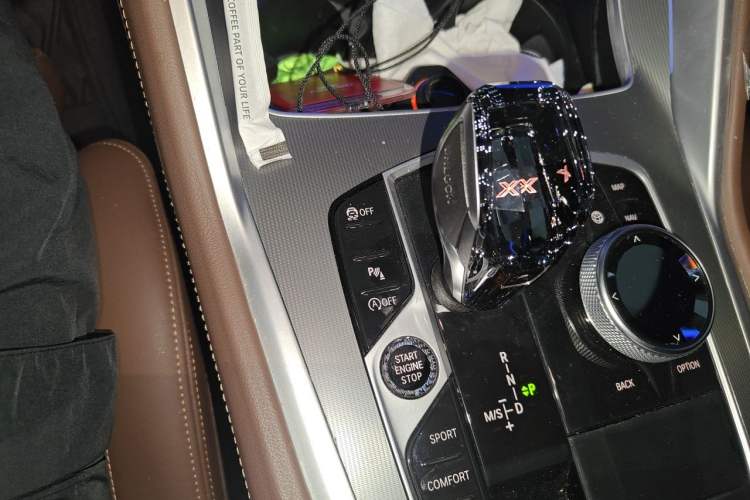 Used BMW X6 2022 xDrive30i M Sport Package Gear Lever
