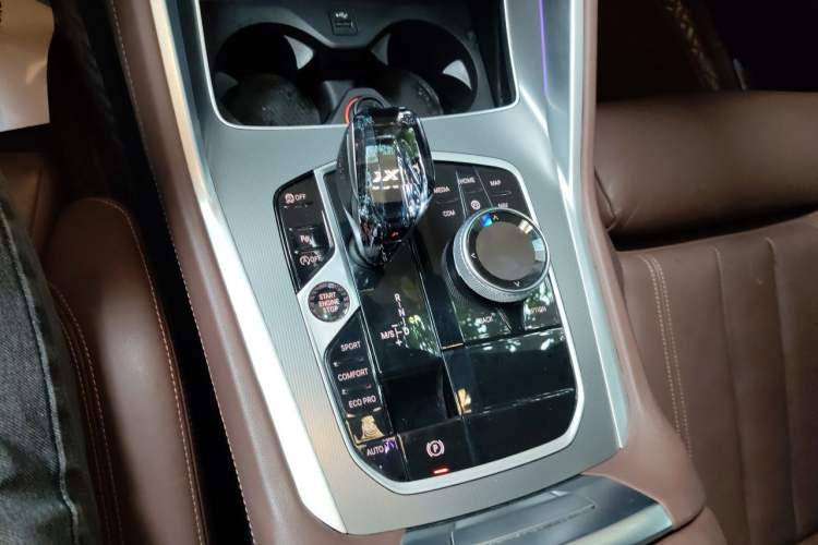 Used BMW X6 2022 Restyled xDrive30i M Sport Package Gear Lever