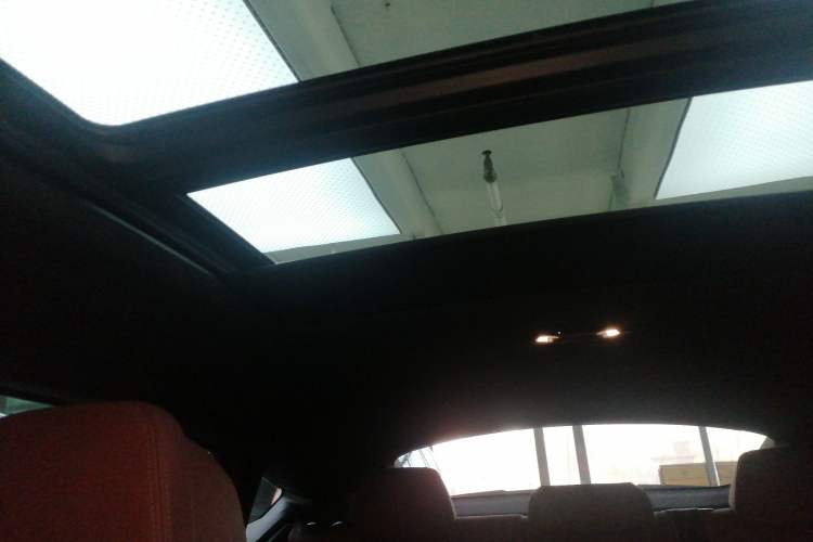 Used BMW X6 2022 xDrive40i Luxury Edition M Sport Package Headliner