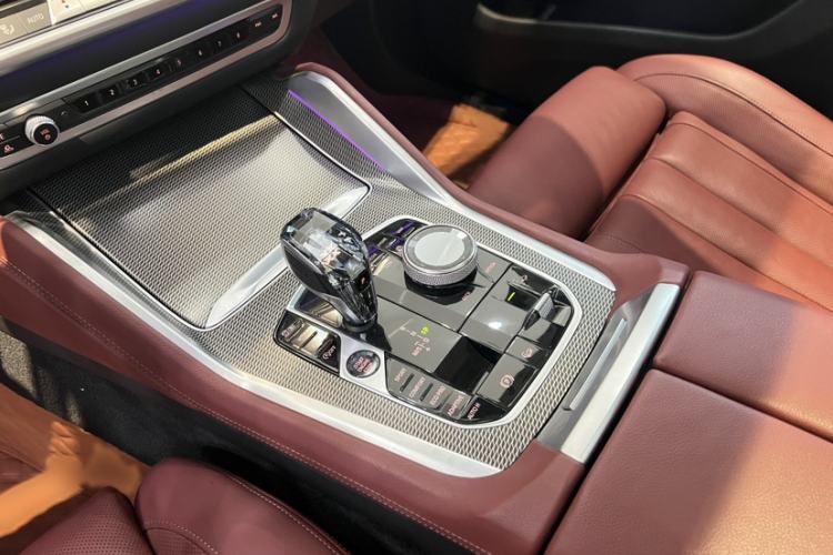Used BMW X6 2022 xDrive40i Luxury Edition M Sport Package Interior 1