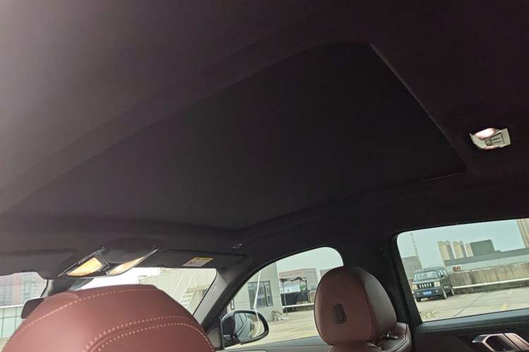 Used BMW X6 2022 Second Facelift xDrive40i M Sport Package Interior 2