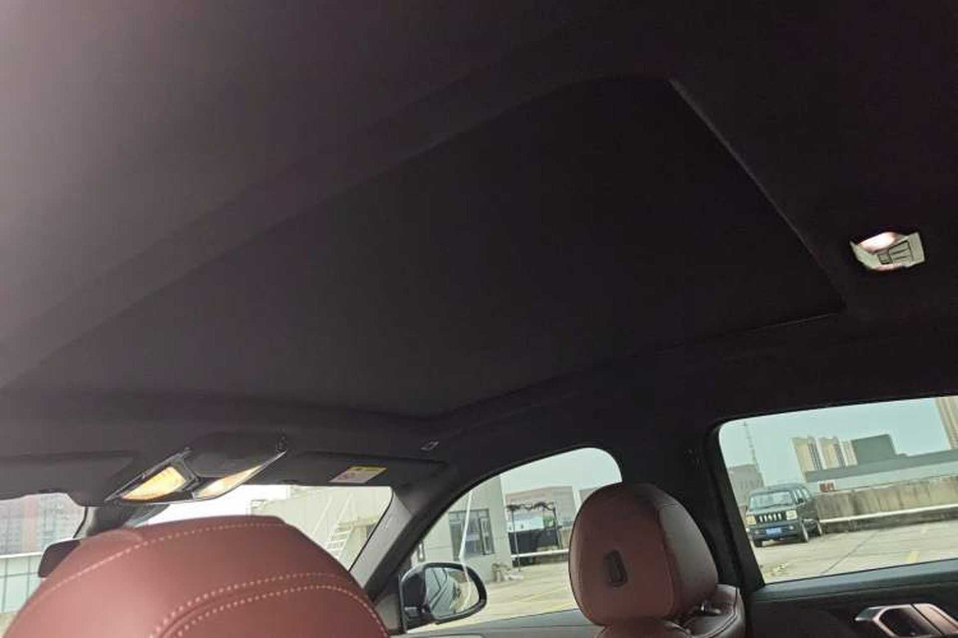 Used BMW X6 2022 Second Facelift xDrive40i M Sport Package Interior 2